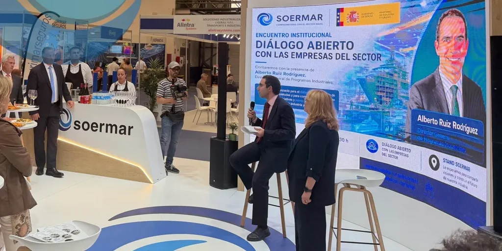 Alberto Ruiz anuncia que el Ministerio trabaja en una Estrategia Nacional de Industria